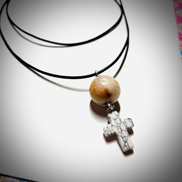 🆕 Crystal Gemstone Orb & Cross Pendant Necklace on Leather Lace